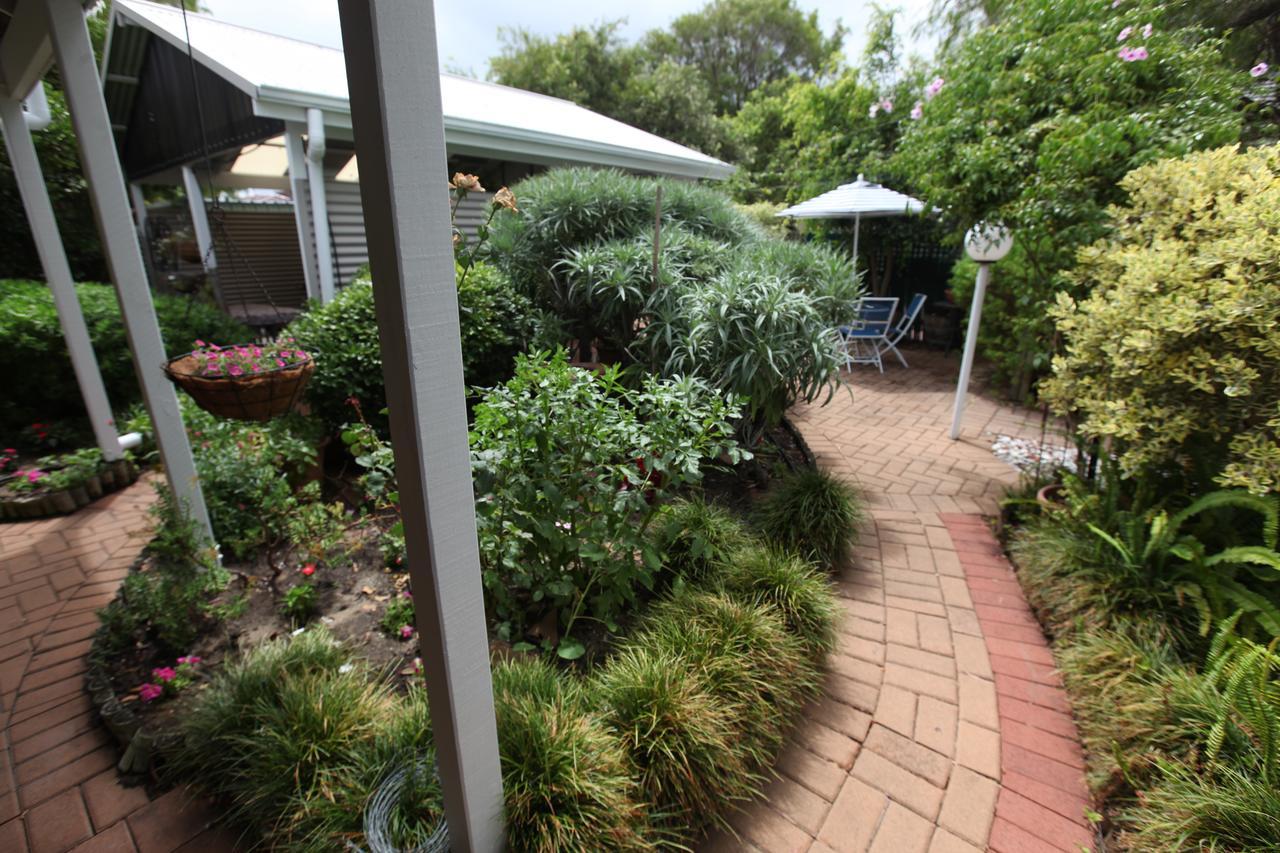 Jacaranda Guest House Busselton Esterno foto